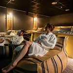 Hotel Papa Rhein - & 3*