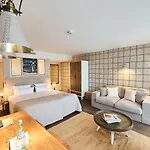 Papa Rhein - & Hotel 3*