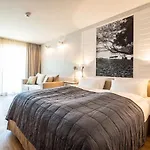 Hotel Papa Rhein - & 3*