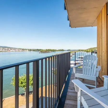 Papa Rhein - & Hotel 3*