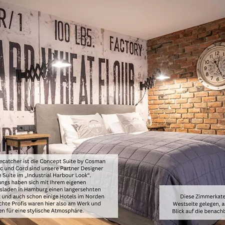 Hotel Papa Rhein - &