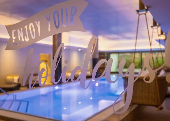 Papa Rhein - & מלון