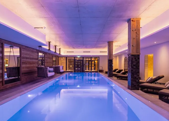 Papa Rhein - & Hotel 3*