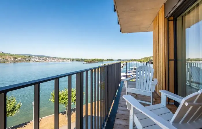 Papa Rhein - & Otel 3*