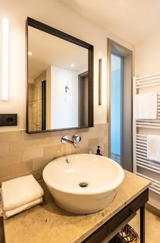 מלון Papa Rhein - & בינגן אם ריין